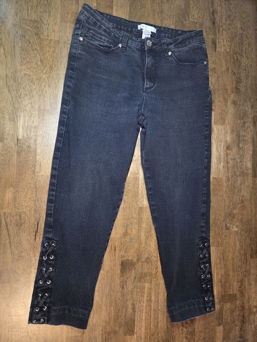 Dark Wash Lace-Up Hem Cropped Jeans